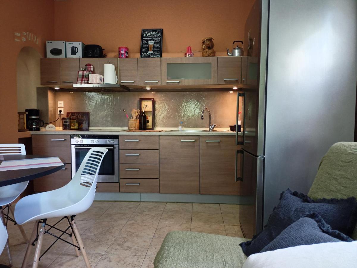 Filion Comfortable Country Apartment Levkákia Exteriör bild